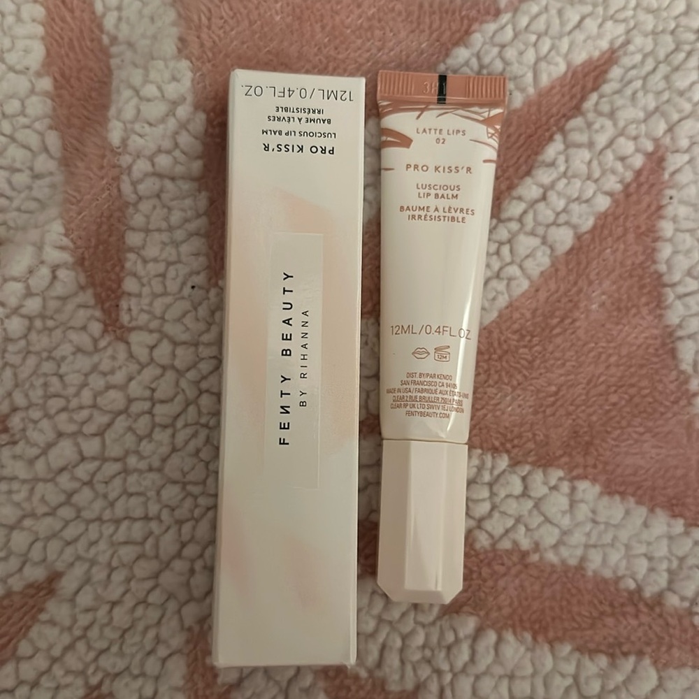 COPY - Fenty Beauty- Pro Kiss’r- Luscious Lip Balm- Latte Lips